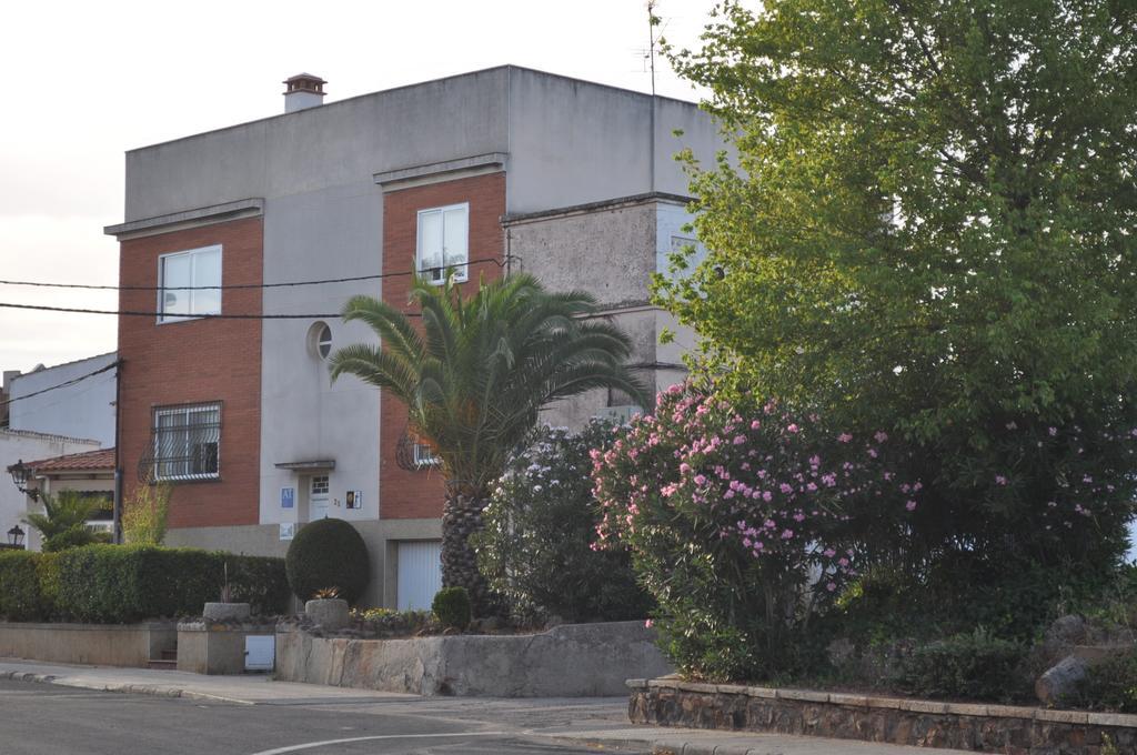 Apartamento Turistico La Ribera Del Marco Caces 객실 사진