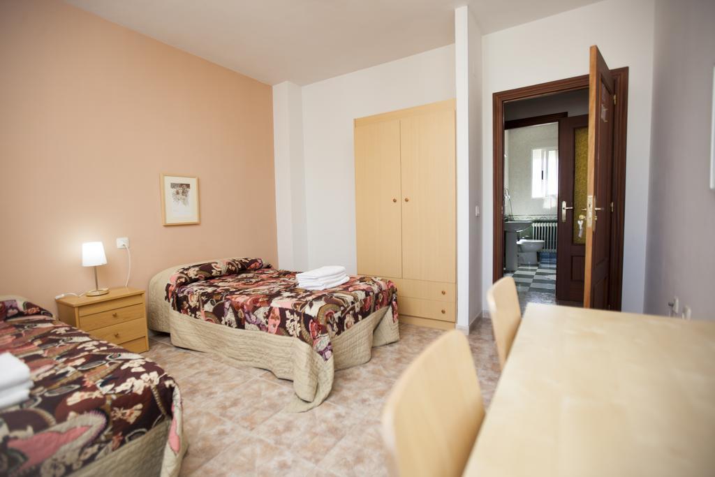 Apartamento Turistico La Ribera Del Marco Caces 객실 사진